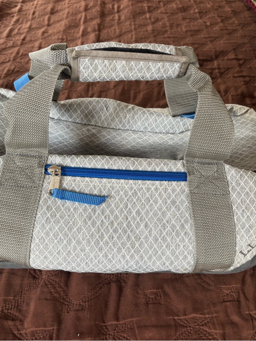 L.L. Bean Light Gray Adventure Duffle with Blue Accents - Picture 4 of 14
